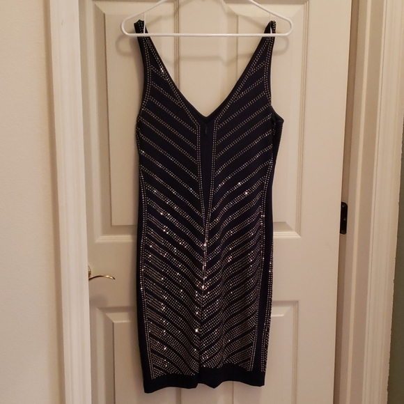 Cache dress - Picture 2 of 3